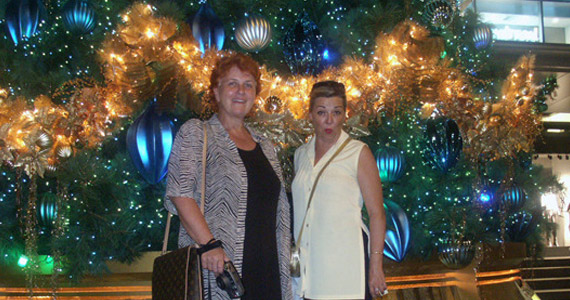 Weihnachtsdekoration auf der Orchard Road in Singapurt